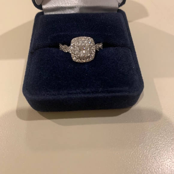 Kay’s Jewlers Jewelry - Women’s ring size 6.5